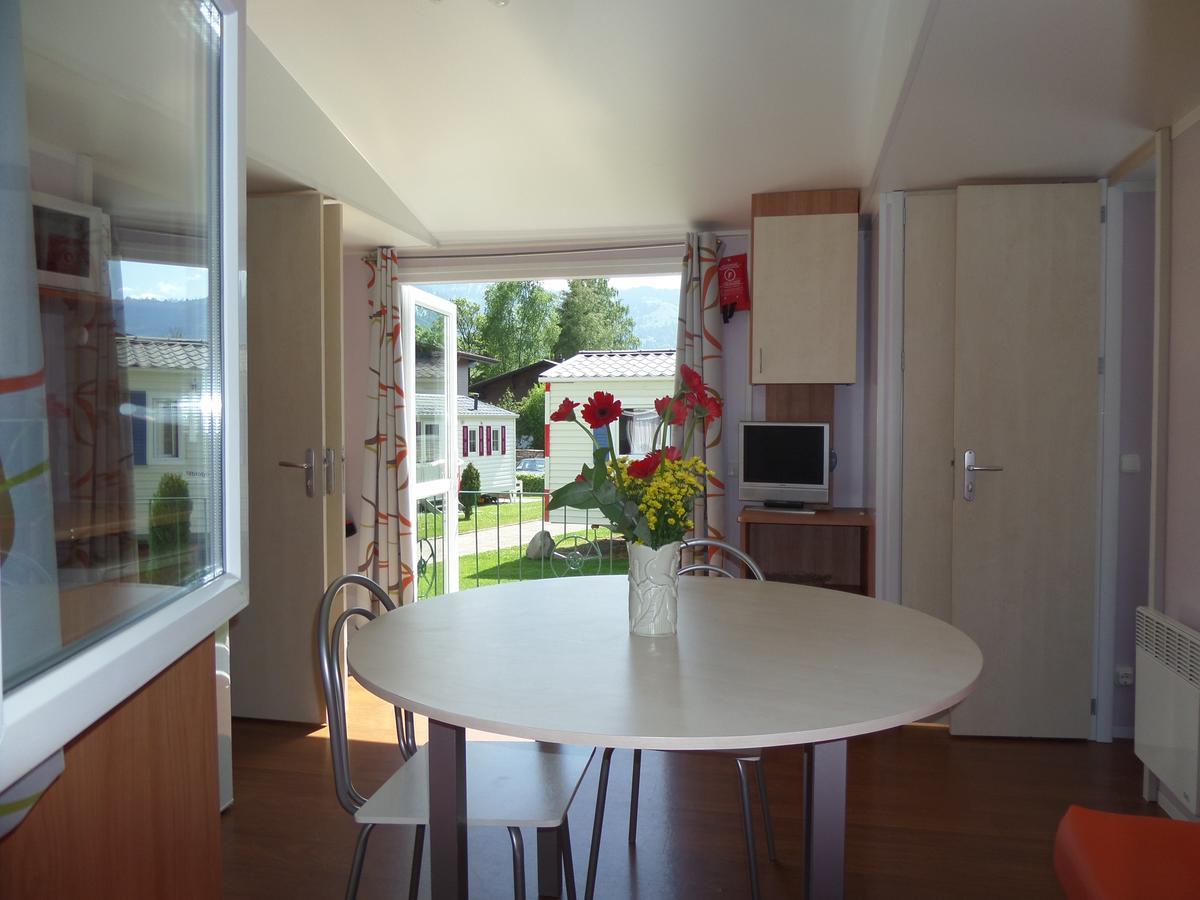 Altogold Swiss Holidays At Manor Farm 5*